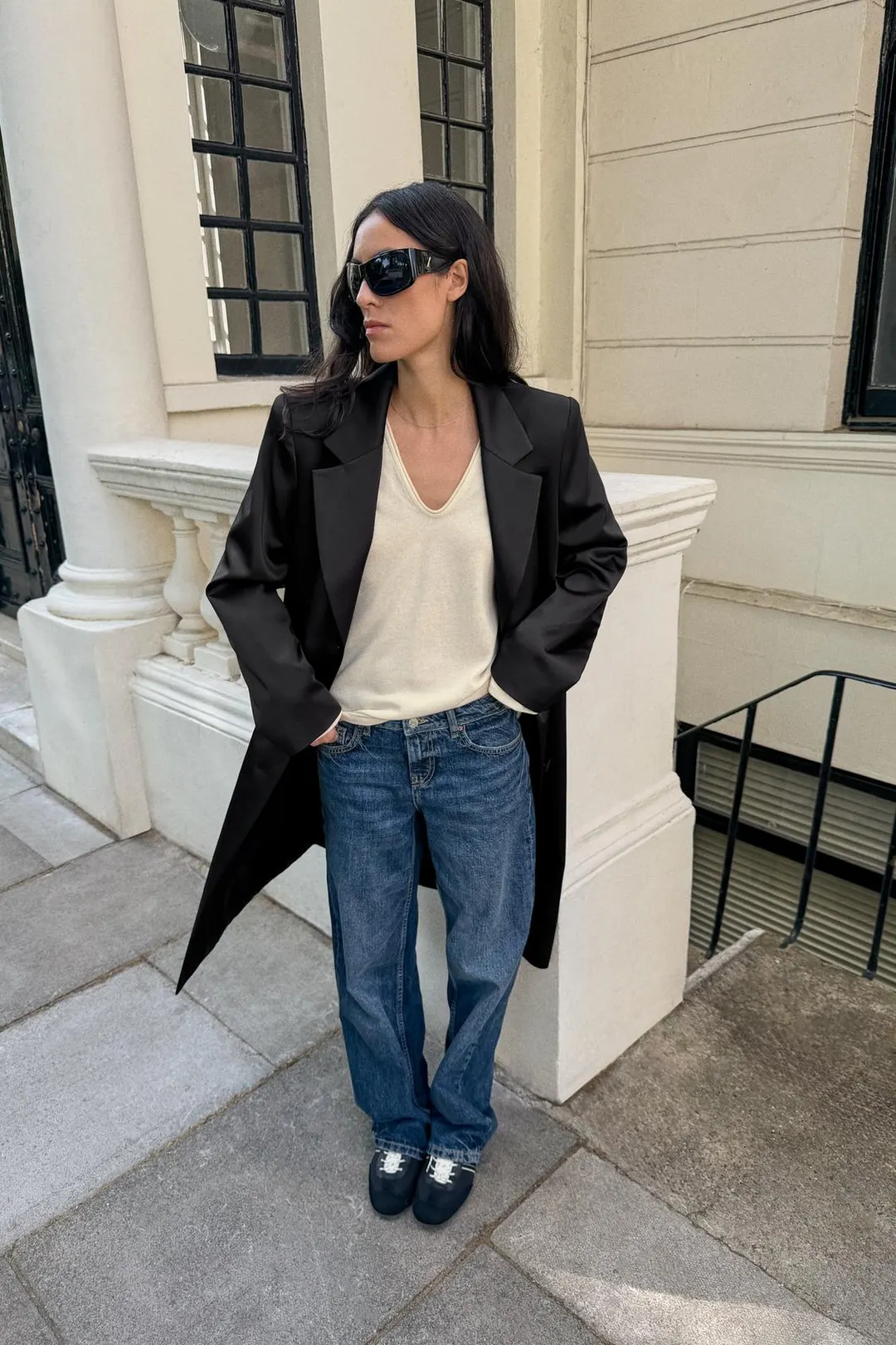 Фактурная футболка с V-образным вырезом, Zara