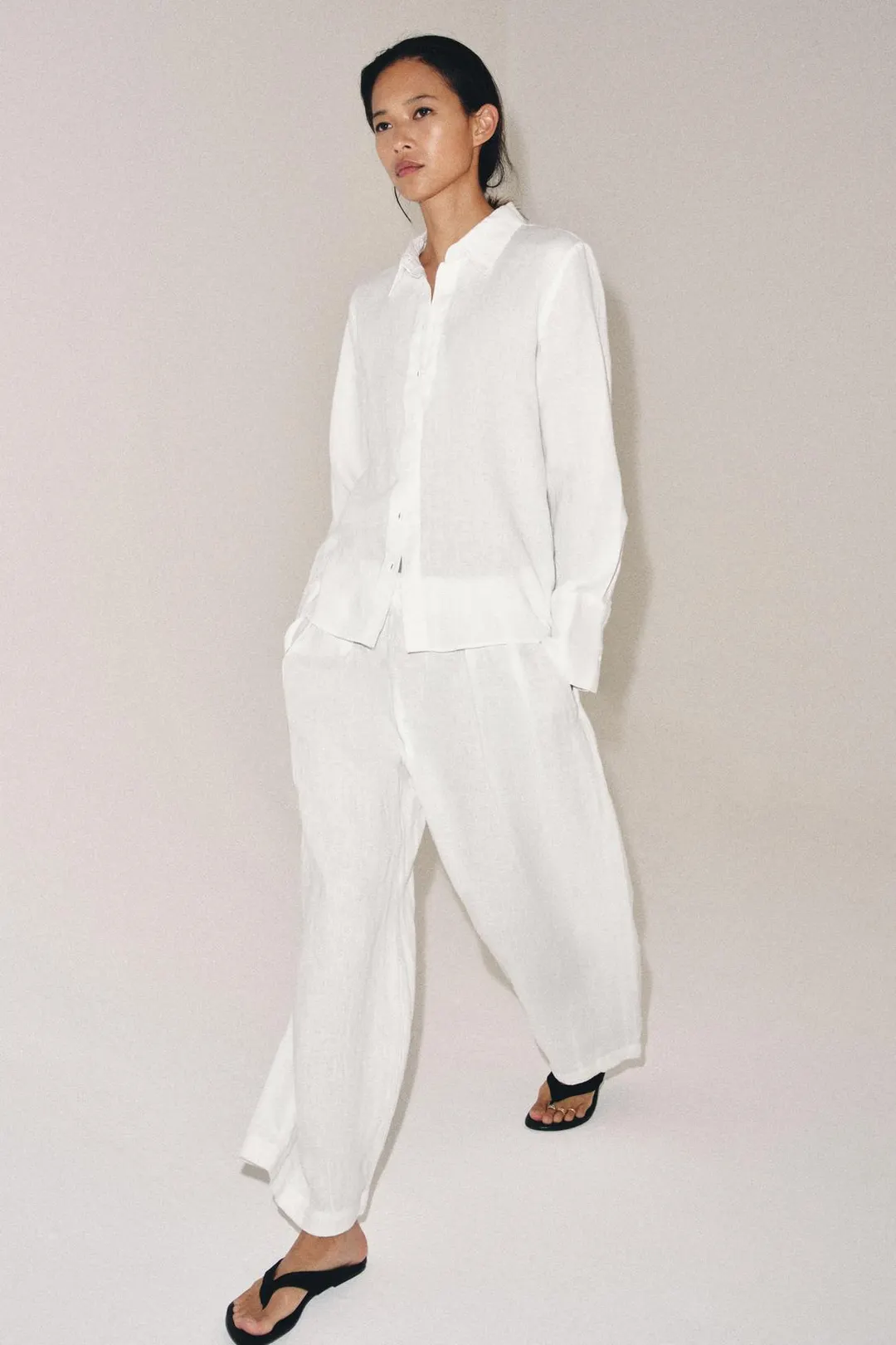 Брюки ZW Collection со складками из 100% льна, Zara