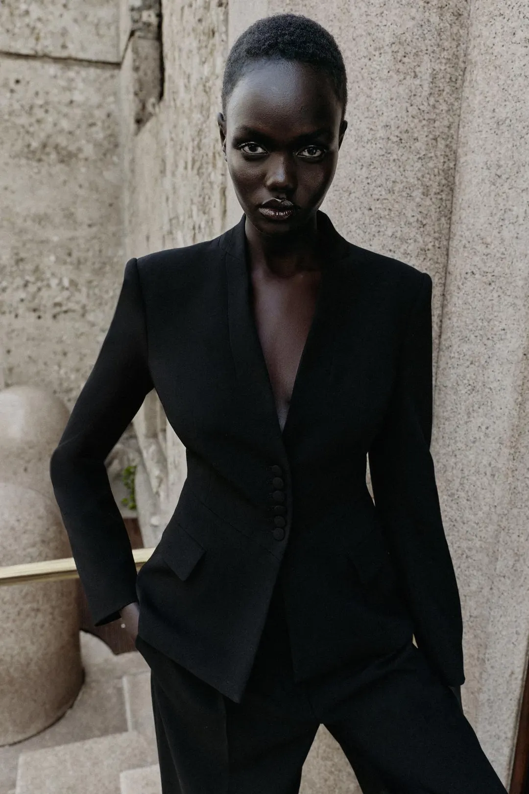Приталенный блейзер с баской, Zara