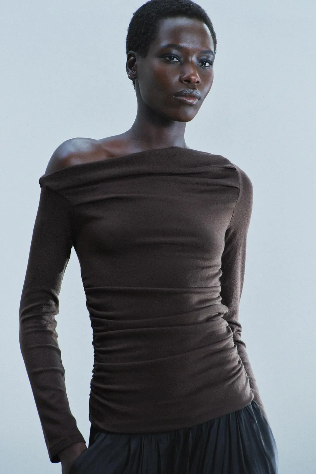 Асимметричный топ с драпировкой, Zara