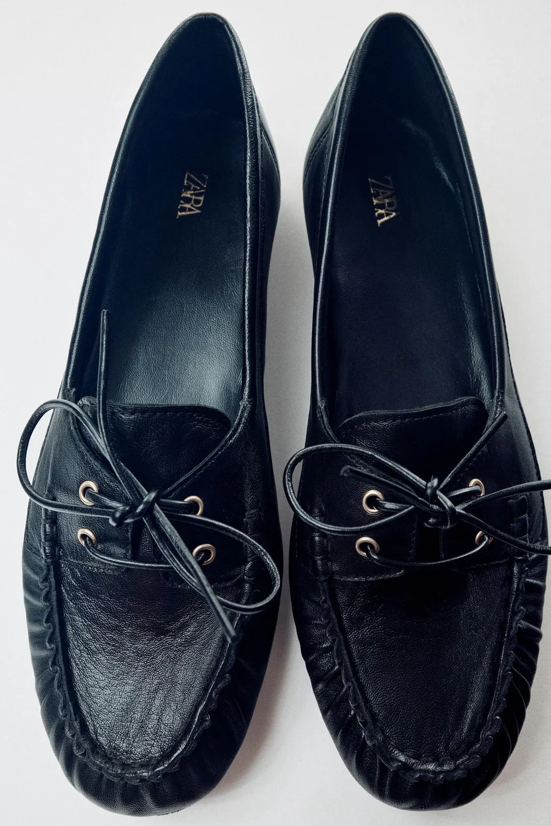 Кожаные лоферы в морском стиле, Zara