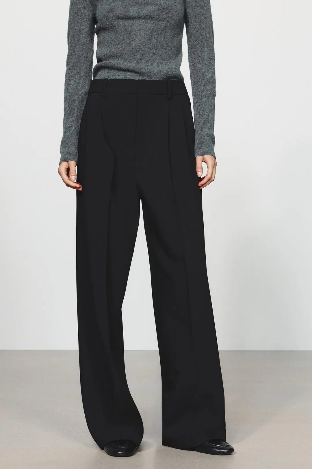 Брюки с высокой посадкой и складками ZW Collection, Zara