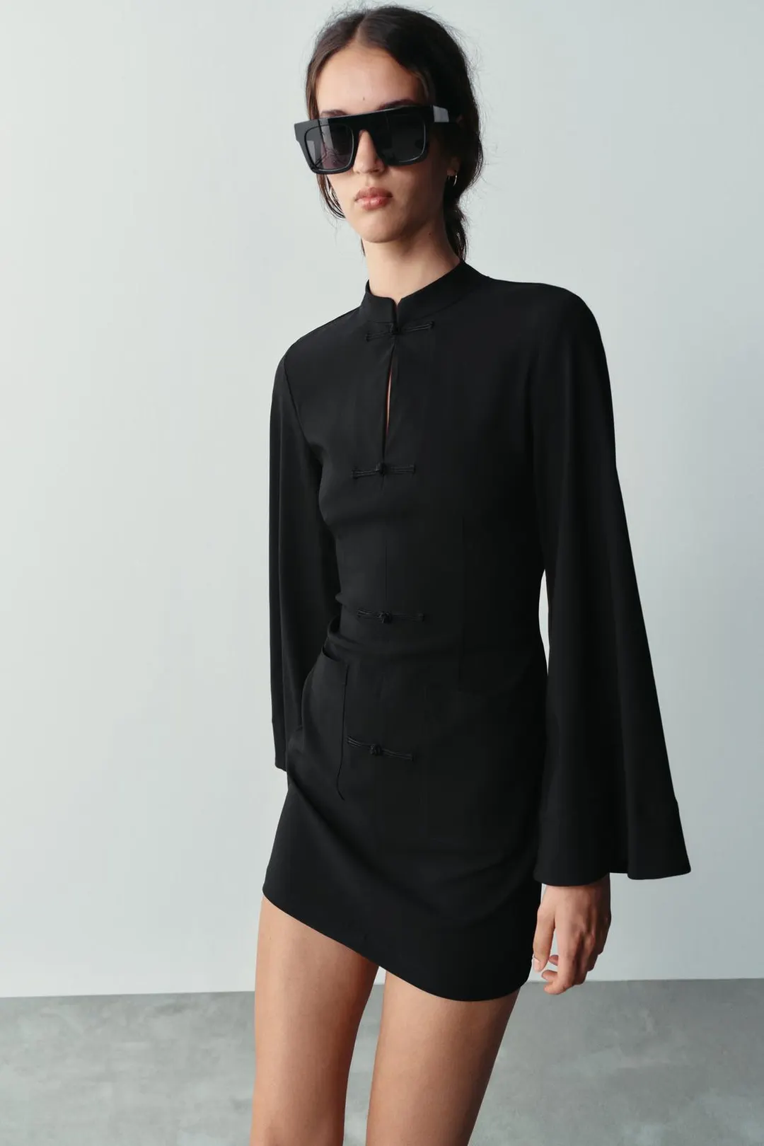 Короткое платье с застежкой на клеванты, Zara
