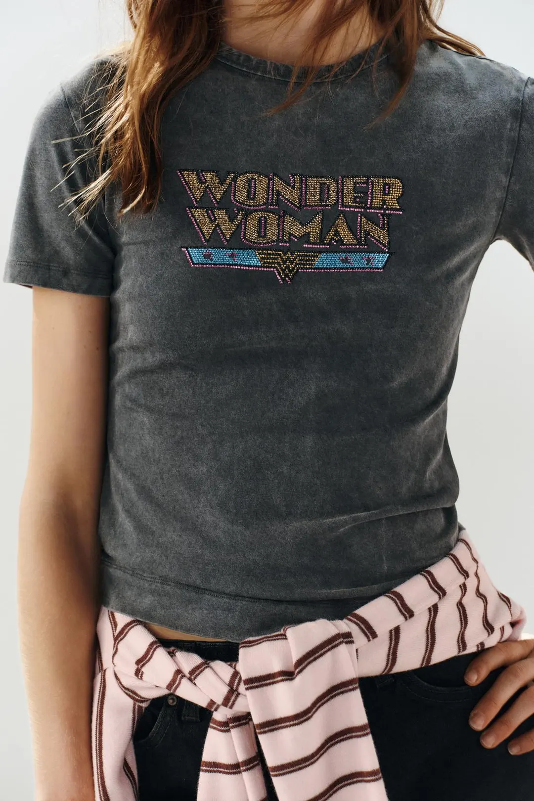 Футболка блестящая Wonder Woman ©, Zara