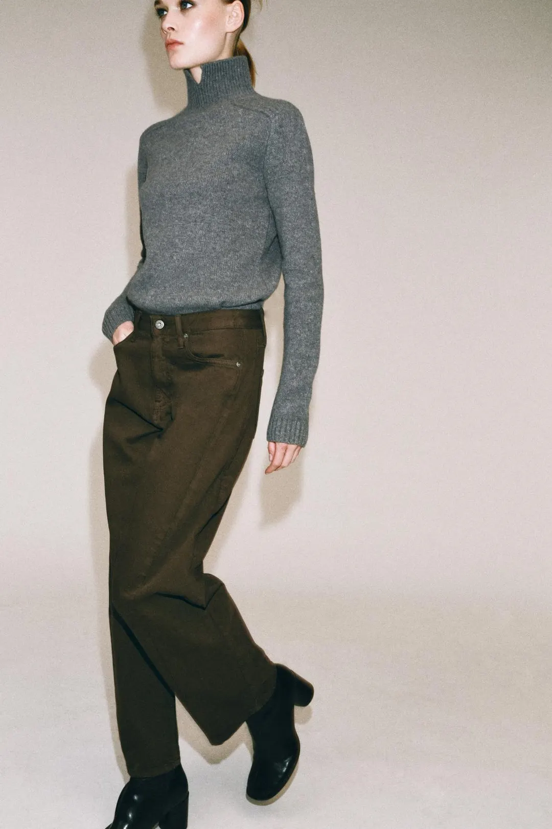 Джинсы до щиколотки свободного кроя со средней посадкой ZW Collection, Zara