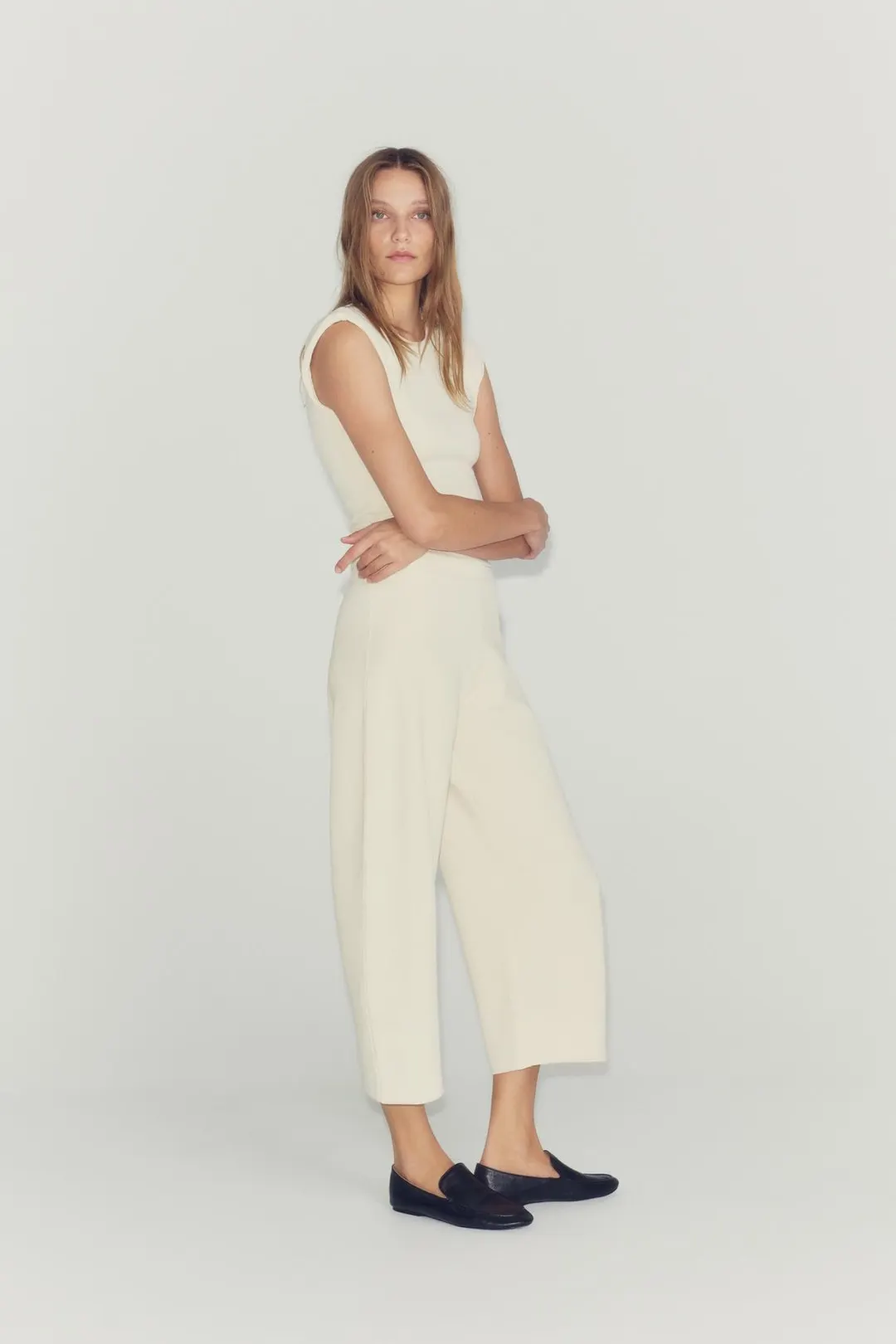 Топ без рукавов с подплечниками, Zara