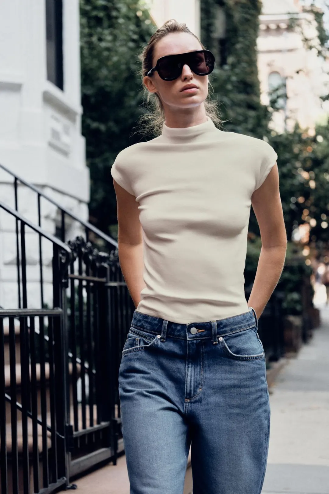 Топ из лиоцелла с высоким воротником, Zara