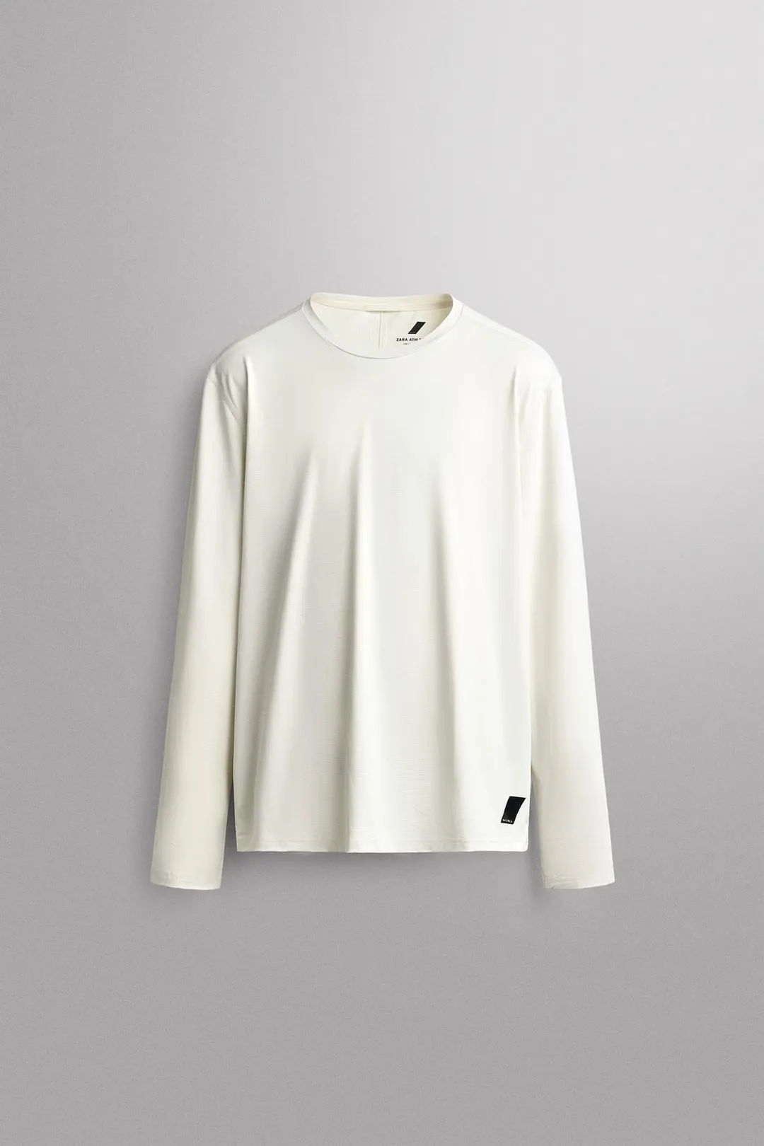 Технологичная футболка с длинными рукавами для тренировок, Zara