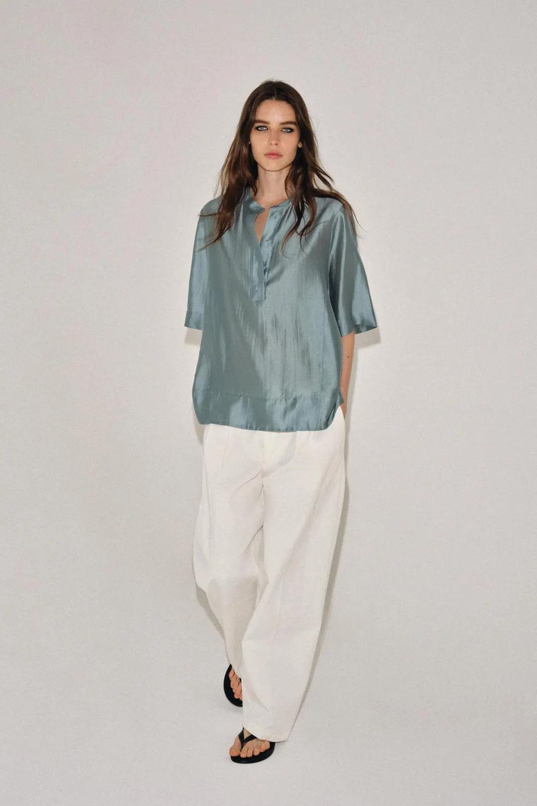 Струящаяся блузка ZW Collection с короткими рукавами, Zara