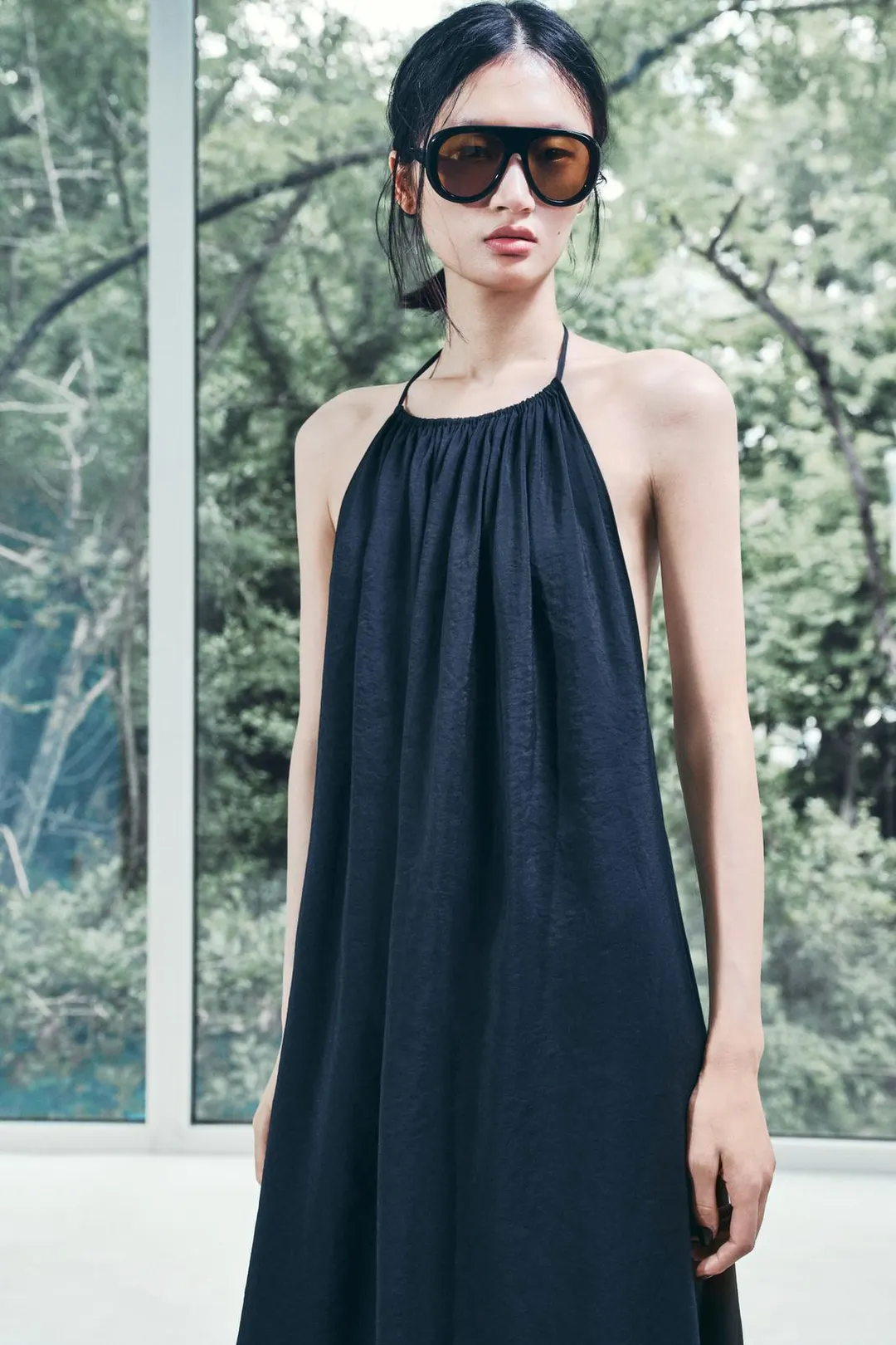 Струящееся платье халтер, Zara