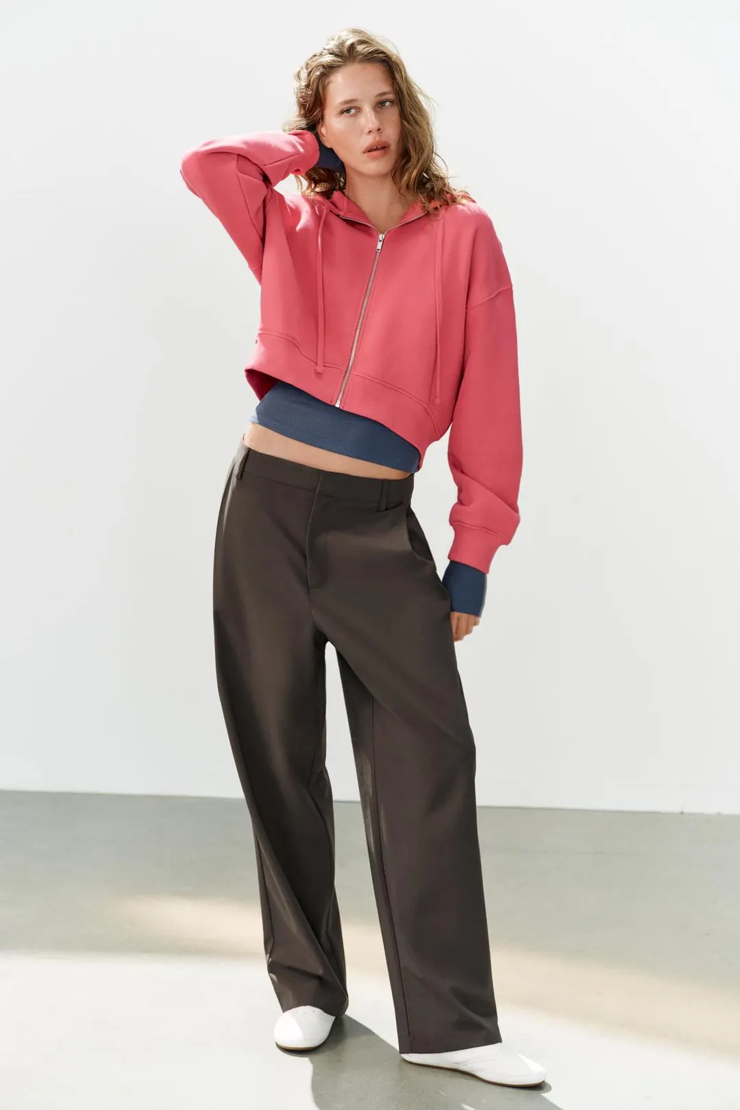 Брюки со складками, Zara