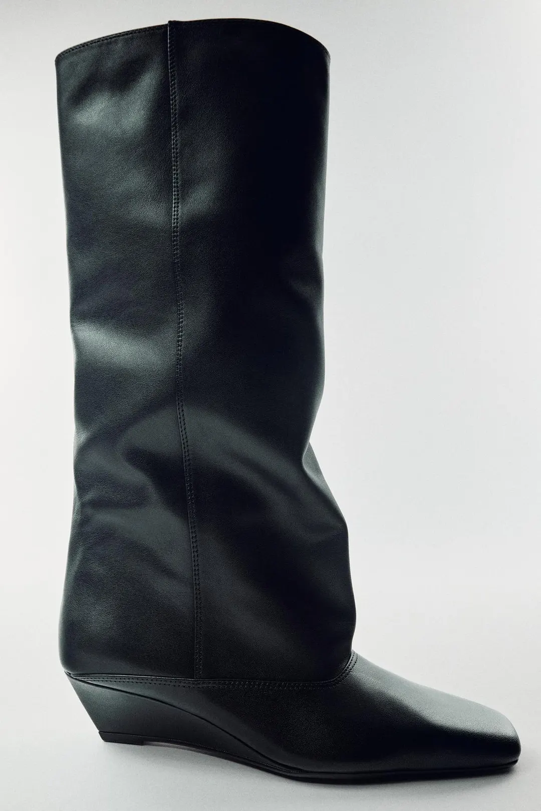 Сапоги из кожи на танкетке, Zara