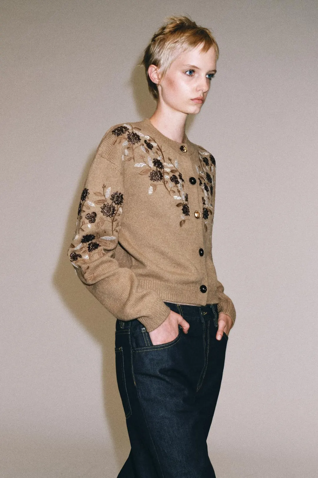 Кардиган с вышивкой и бусинами, Zara
