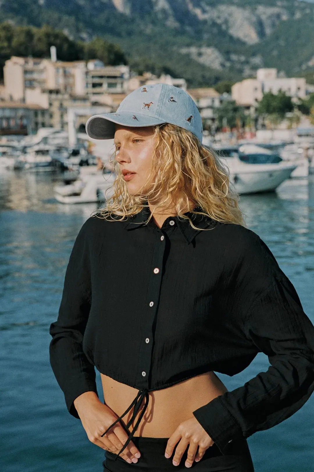 Рубашка укороченная из шифона с регулируемой кулиской, Zara