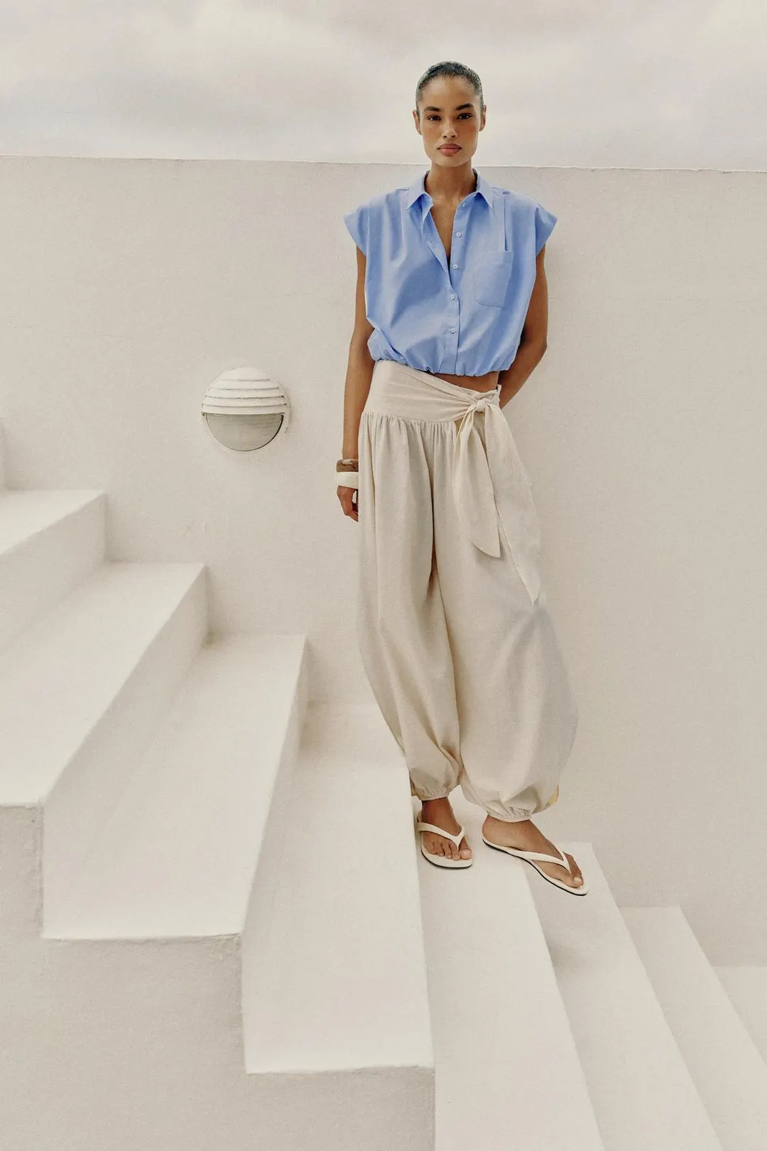Укороченная рубашка с объемным кроем, Zara