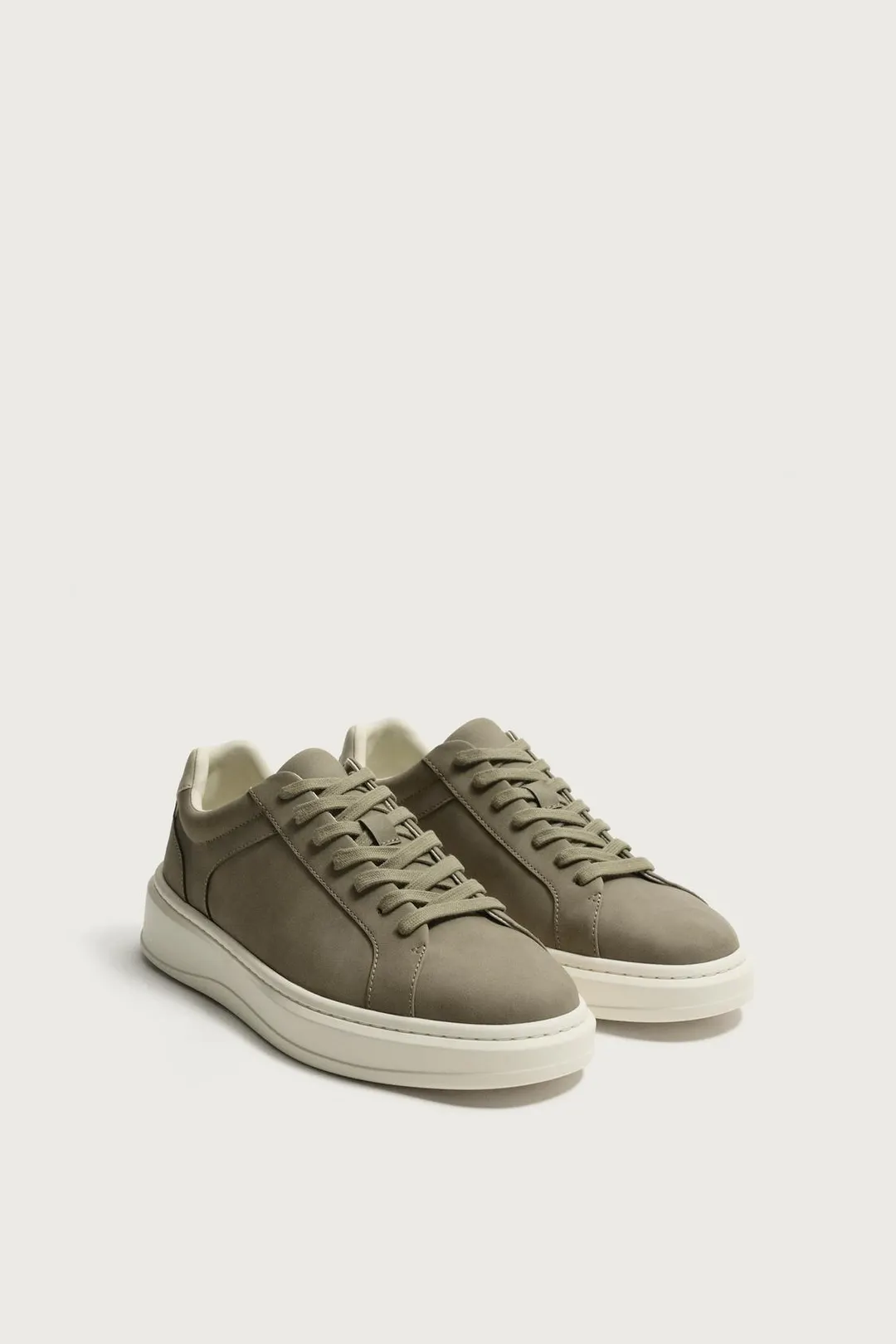 Кроссовки на массивной подошве, Zara