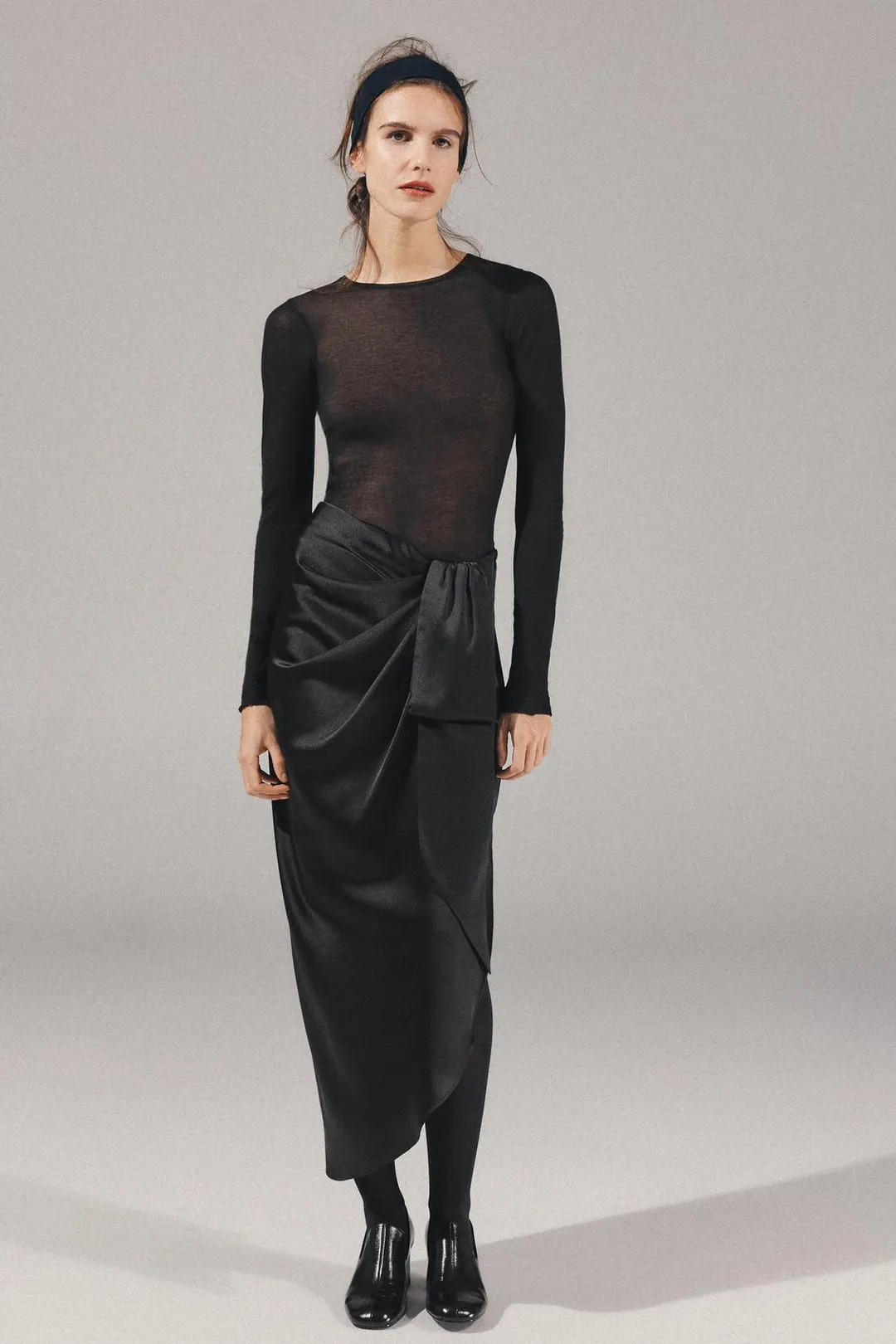 Асимметричная юбка миди из сатина, Zara