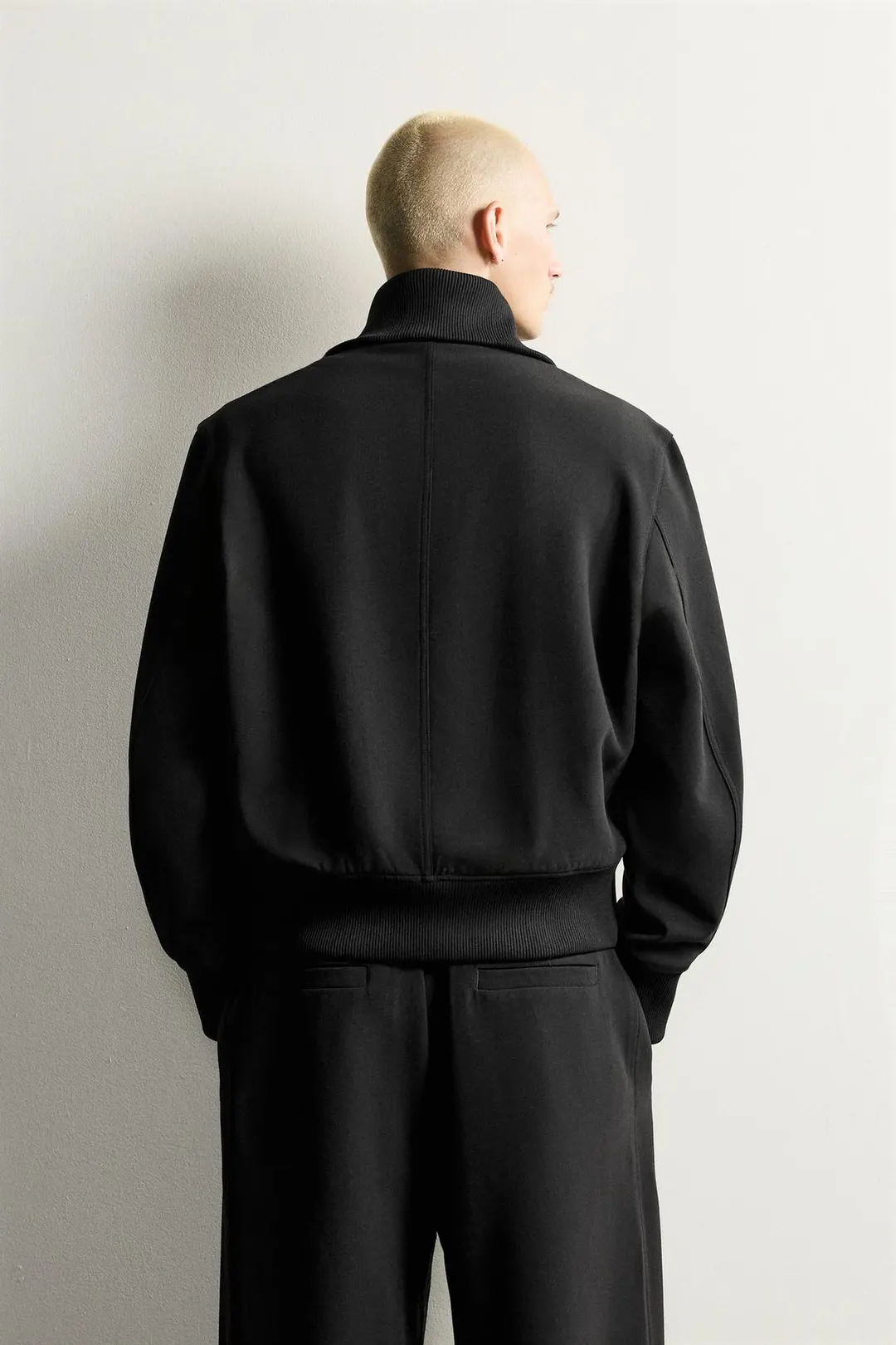 Куртка-бомбер с высоким воротником, Zara