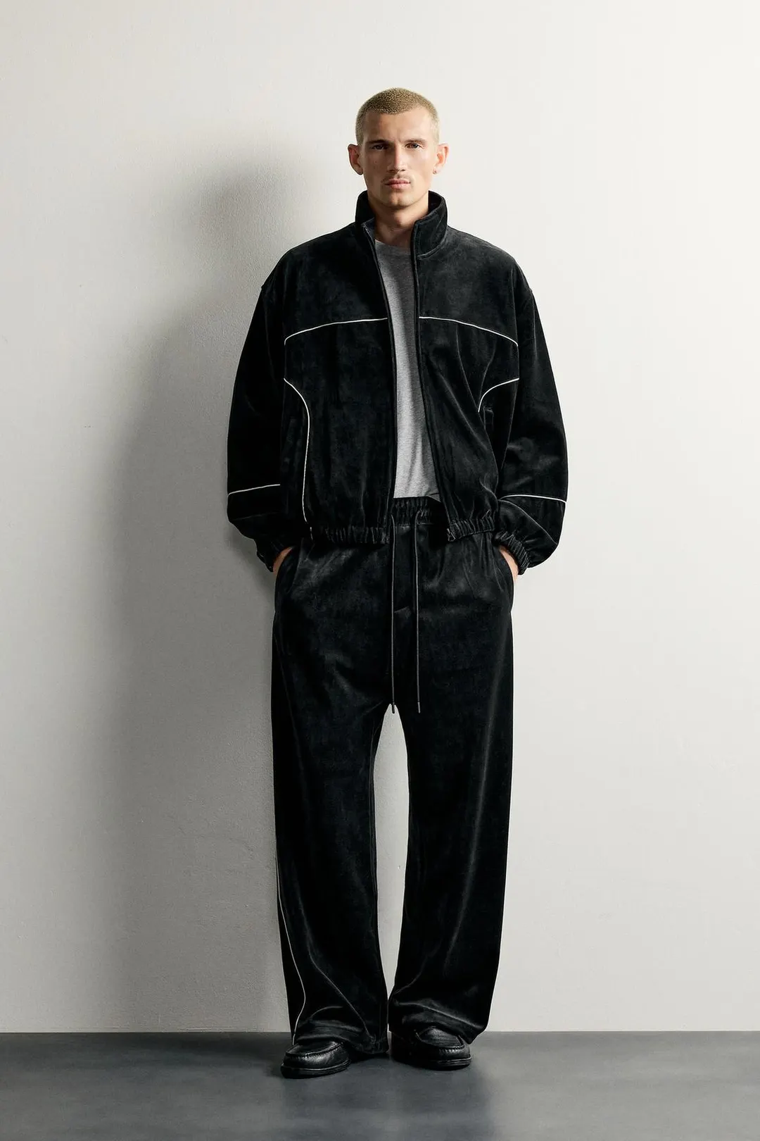 Брюки спортивные ретро из велюра, Zara