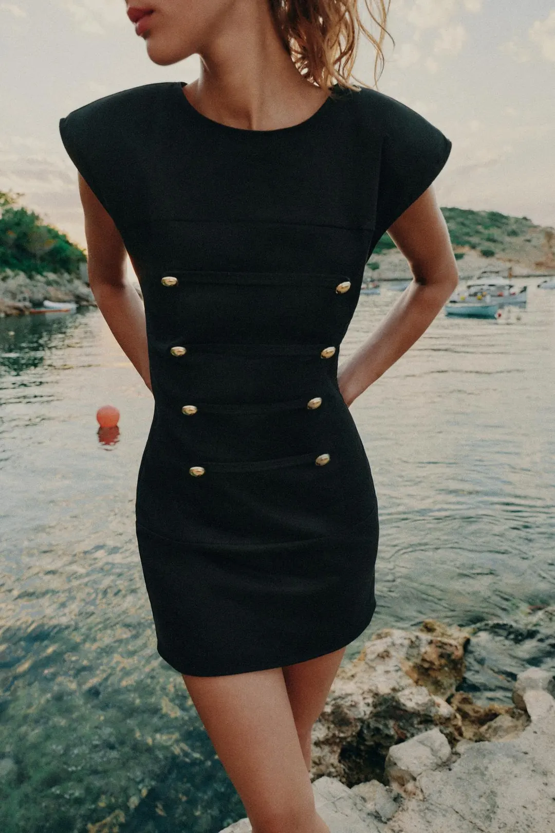 Короткое платье с застежкой на клеванты, Zara