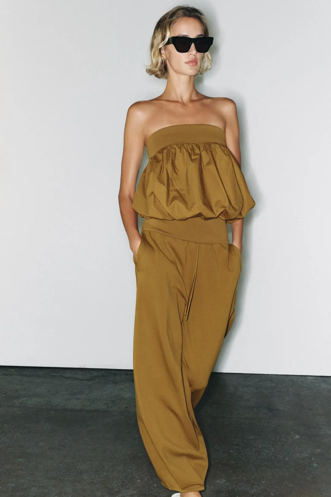 Брюки со складками, Zara