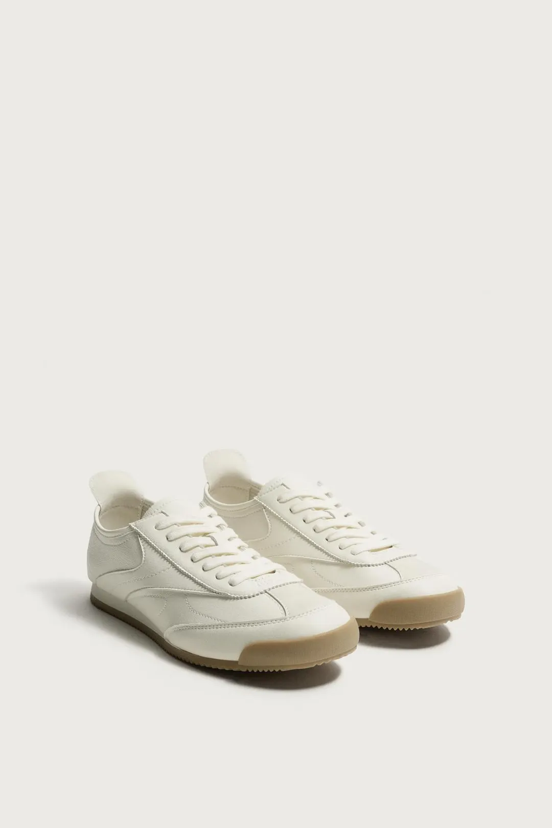 Кроссовки в стиле ретро, Zara
