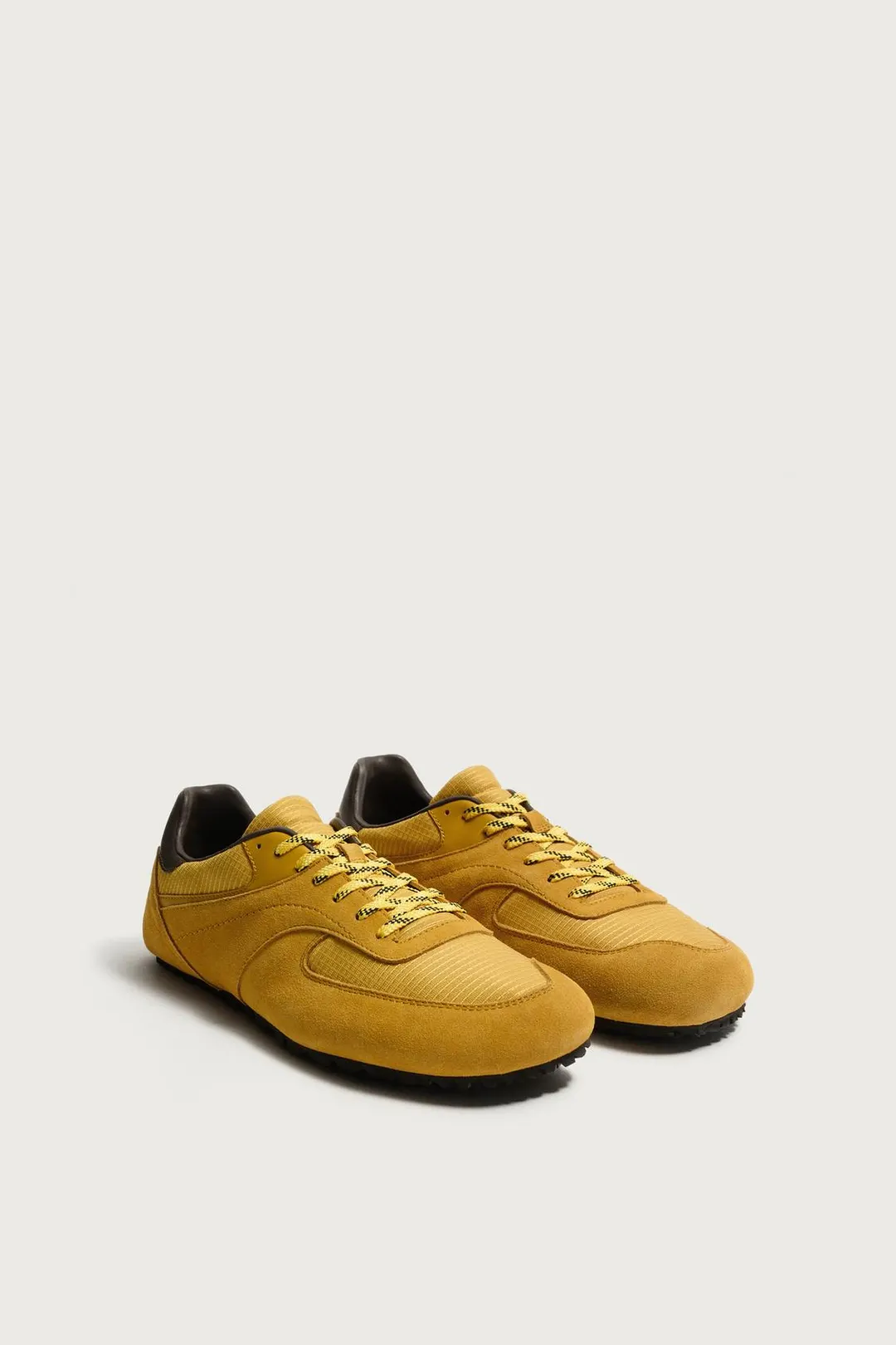 Кроссовки barefoot с кожаными деталями, Zara