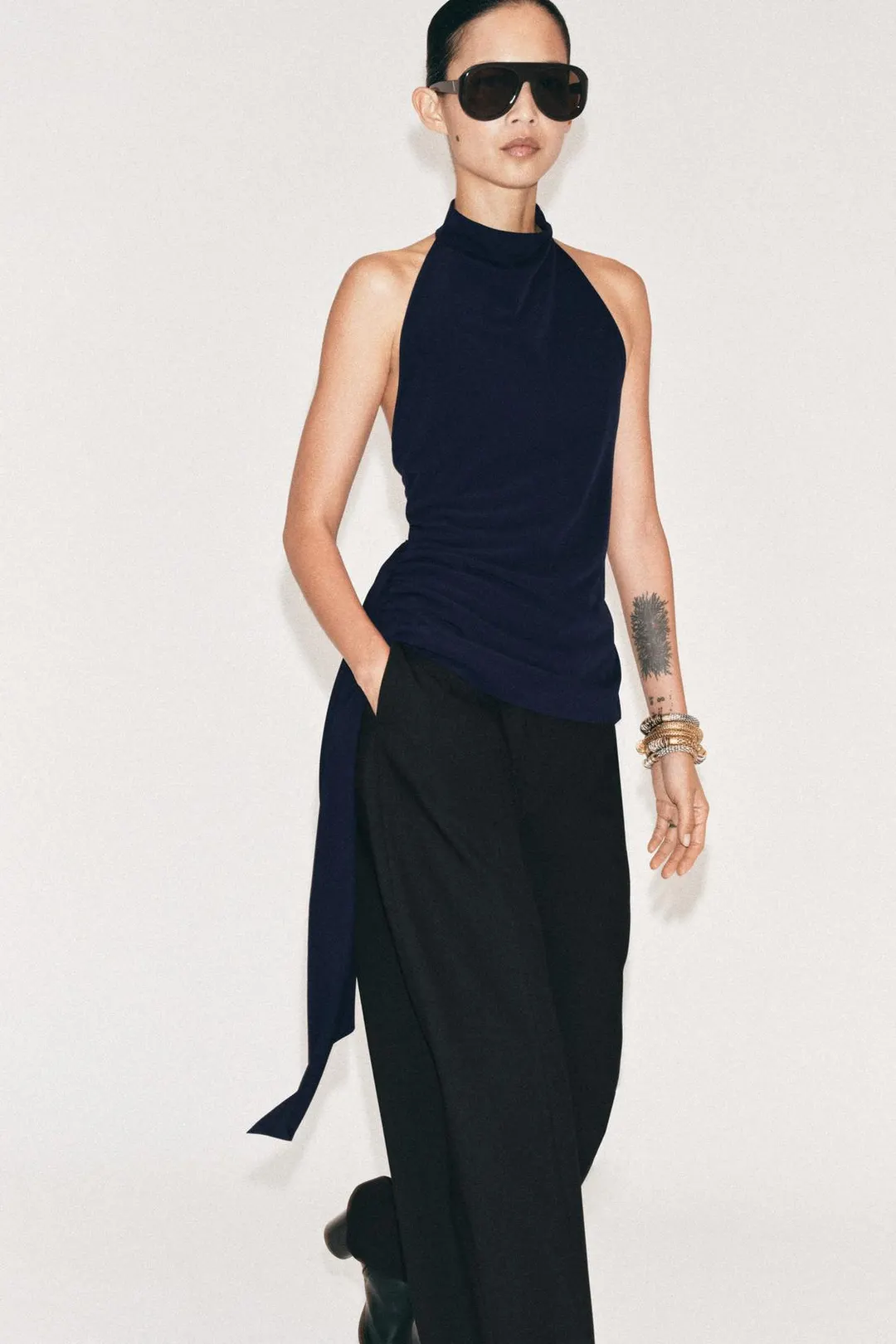 Топ с горловиной халтер, Zara