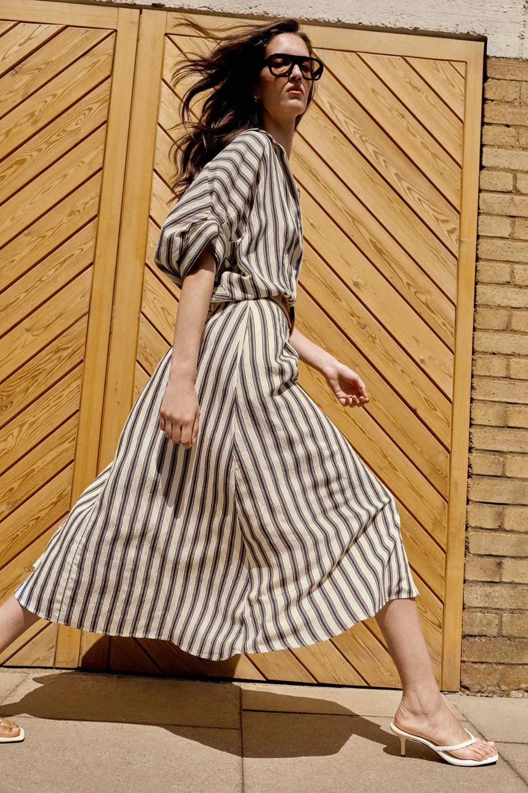 Полосатое платье миди с поясом, Zara
