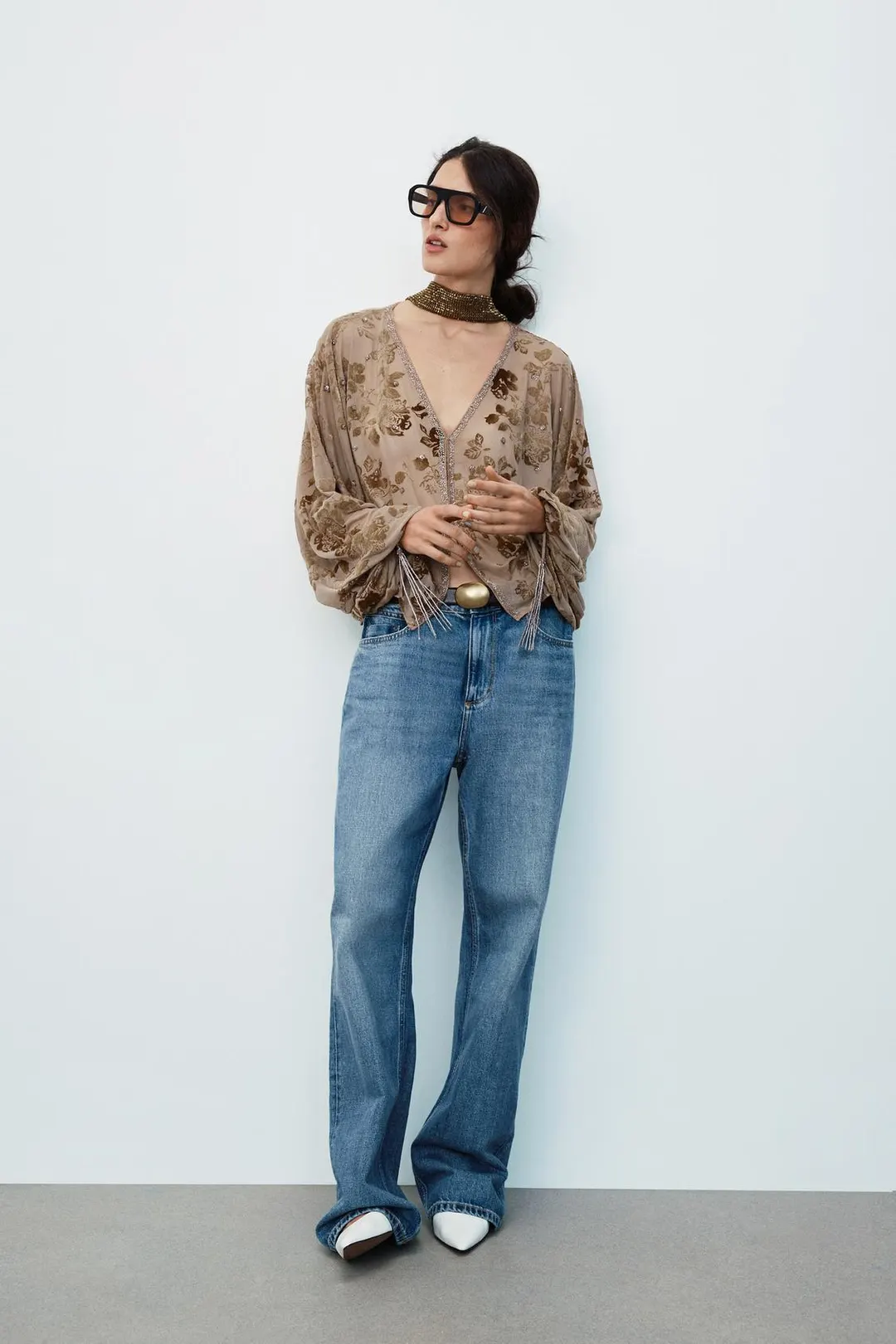Блузка с флокированной вышивкой, Zara