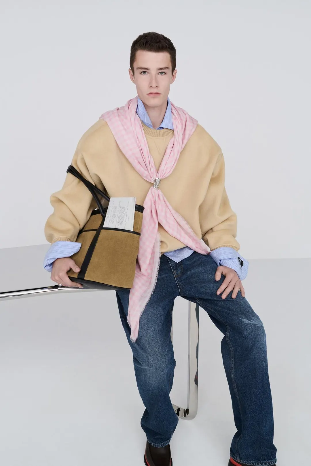 Свитшот из смесовой шерсти с круглым вырезом, Zara