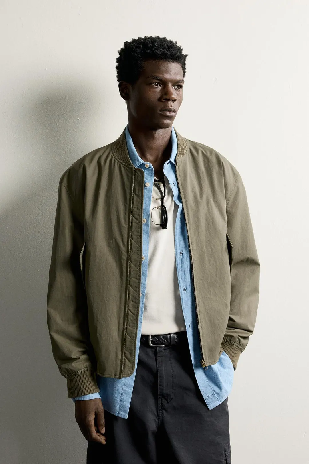 Бомбер прямого кроя, Zara