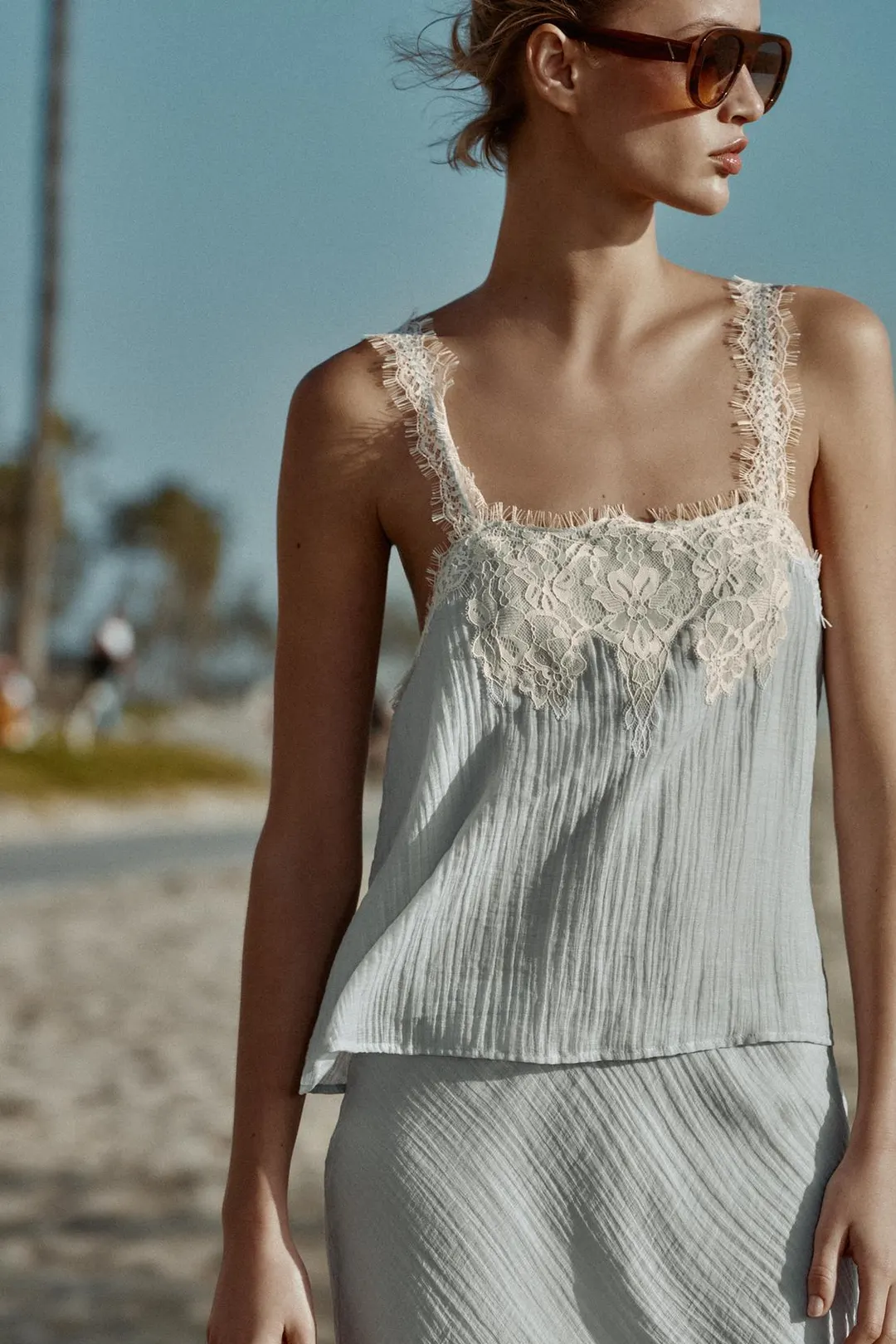 Кружевной топ с жатым эффектом, Zara