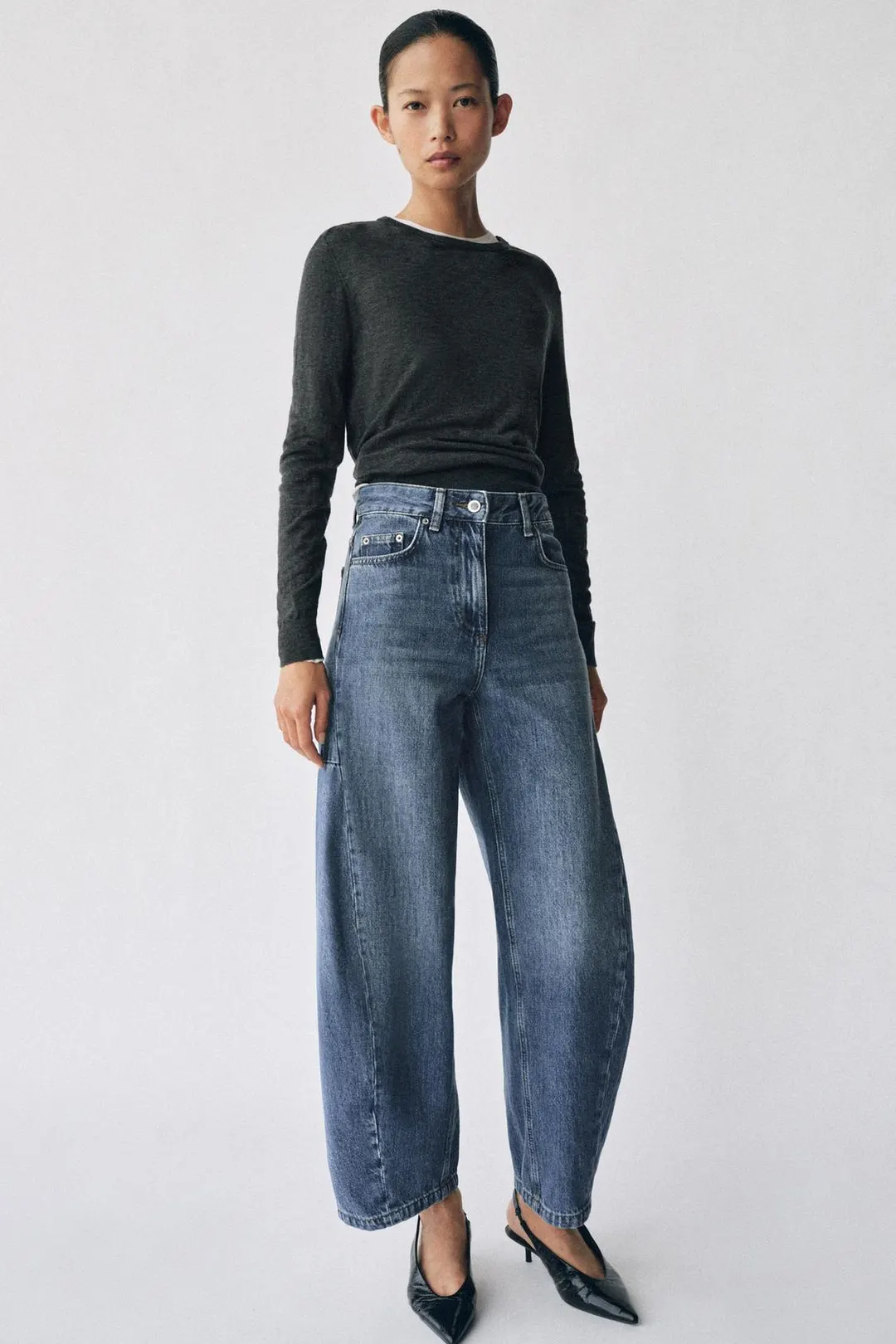 Джинсы-баллоны со средней посадкой ZW Collection, Zara