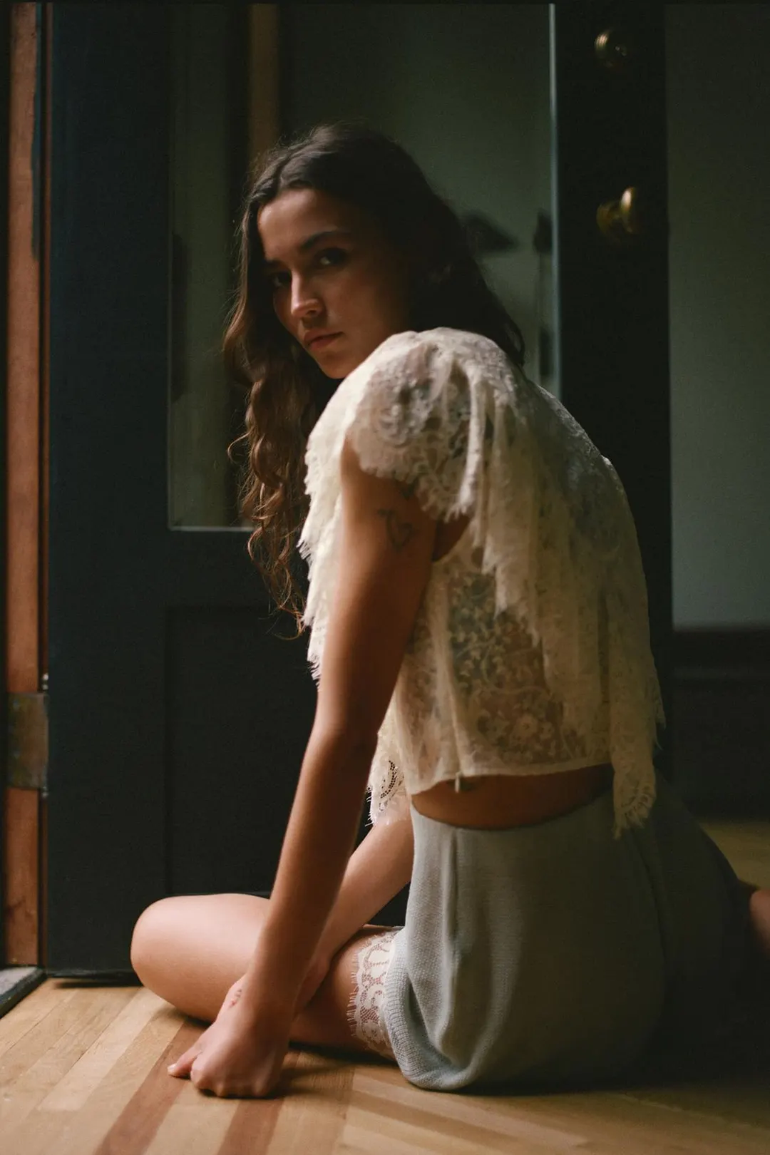 Топ с оборками, Zara