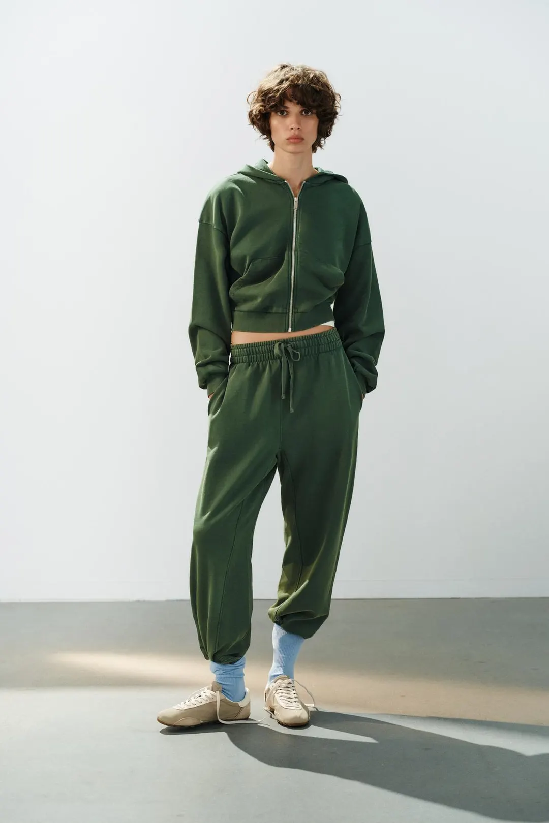 Толстовка на молнии с эффектом выцветания, Zara