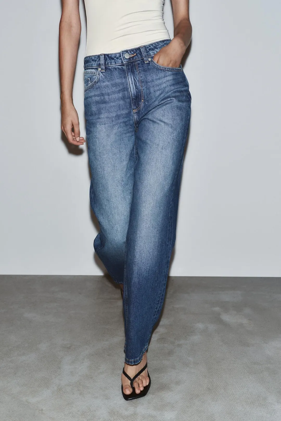 Джинсы классического кроя с высокой посадкой Z1975, Zara