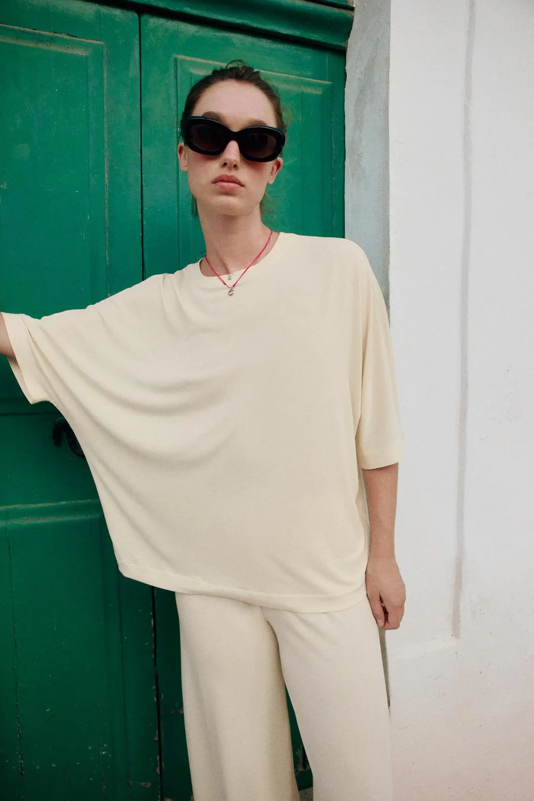 Струящаяся футболка оверсайз, Zara