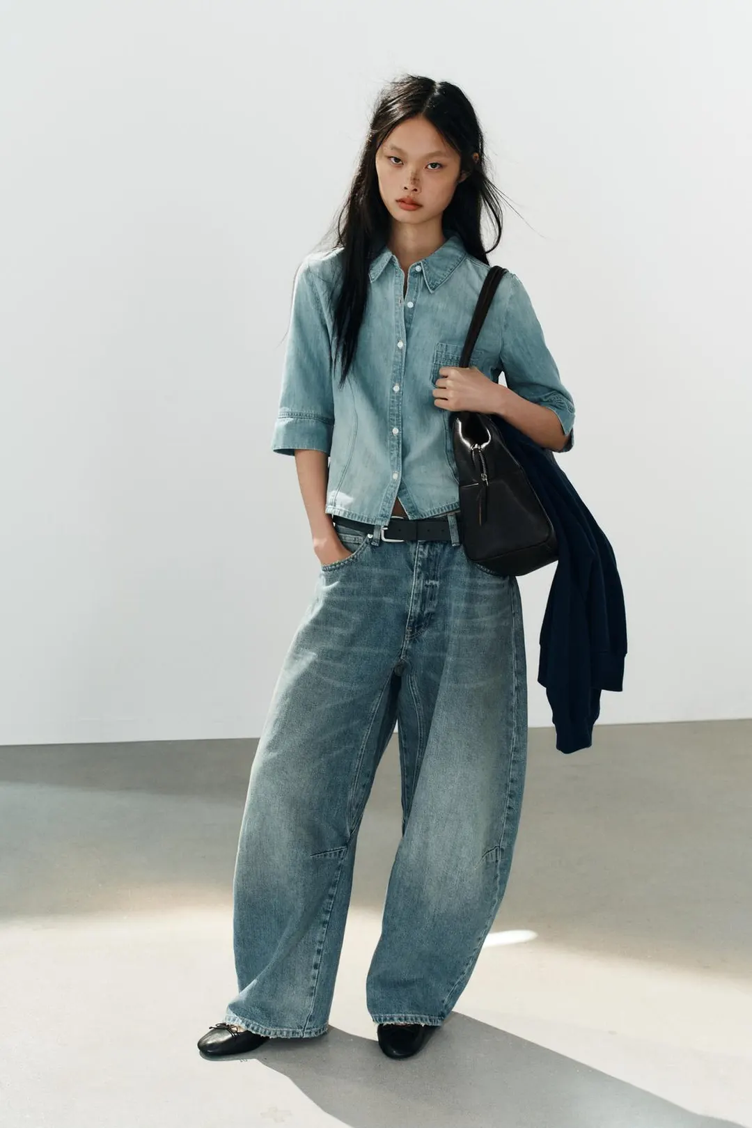 Приталенная джинсовая рубашка TRF, Zara
