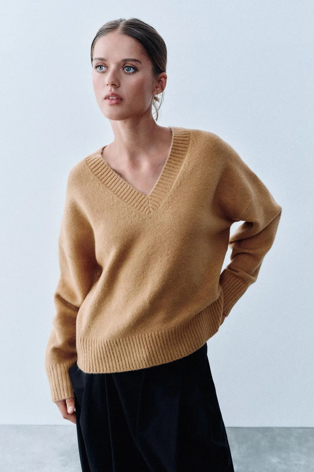 Мягкий вязаный свитер, Zara