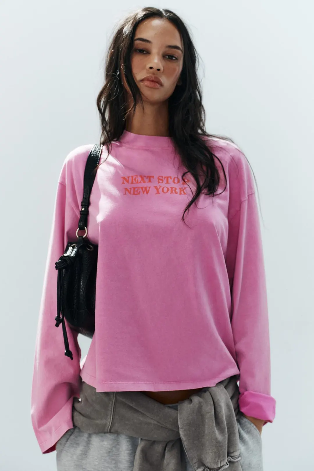 Футболка с принтом и эффектом потертости, Zara