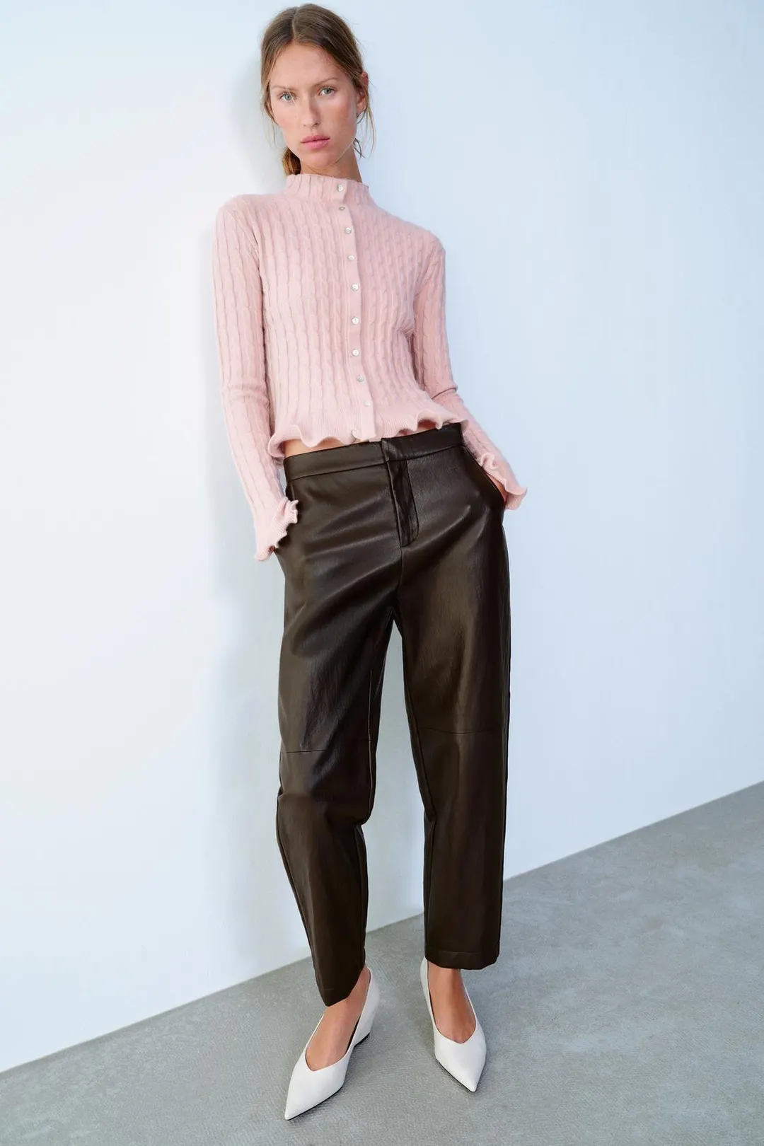 Брюки облегающие под кожу, Zara