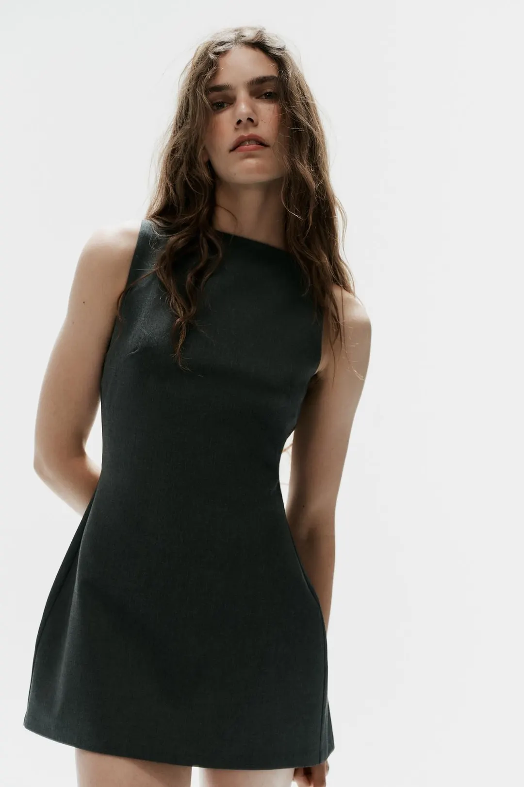 Платье мини с вырезом лодочкой, Zara