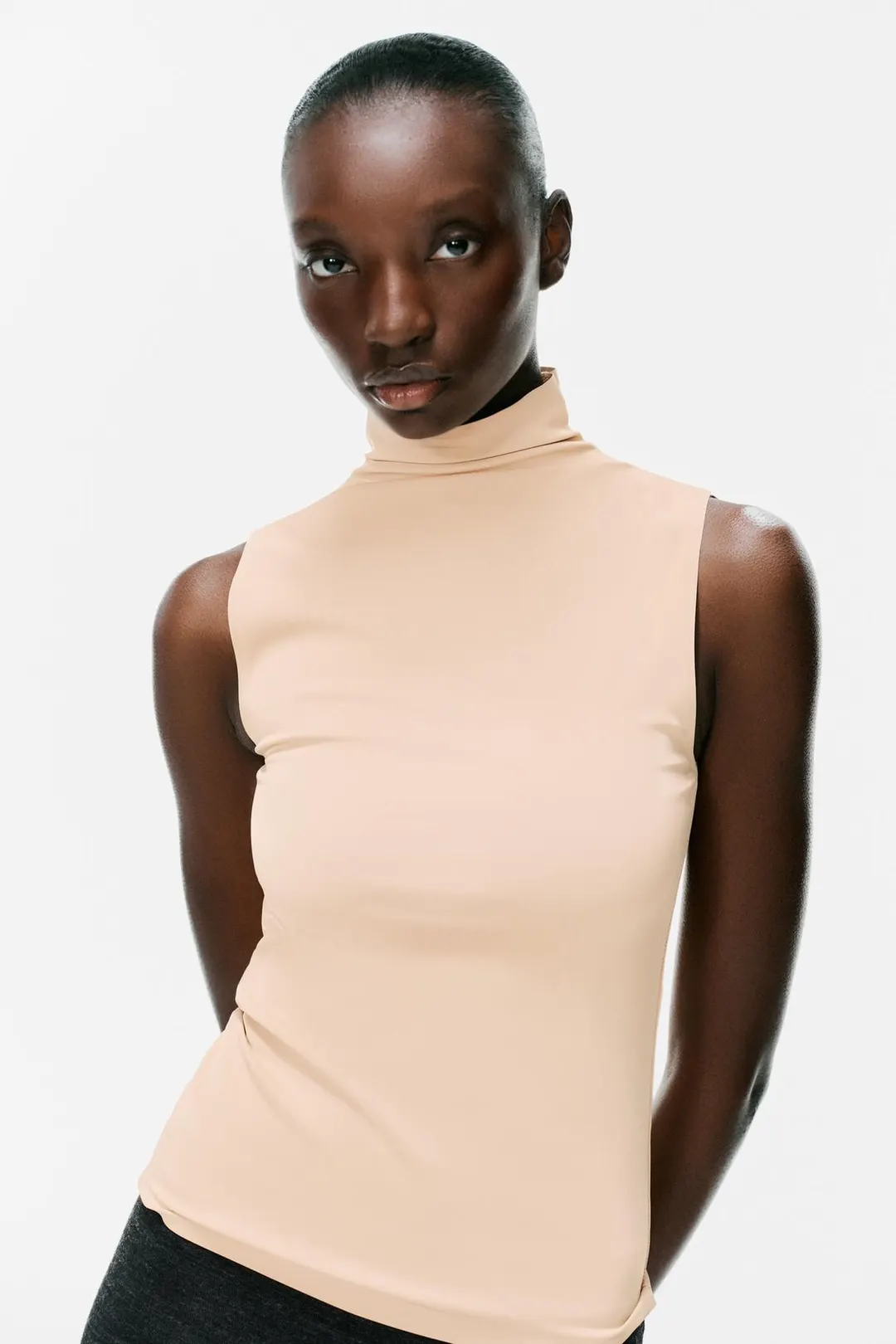 Топ с высоким воротником, Zara