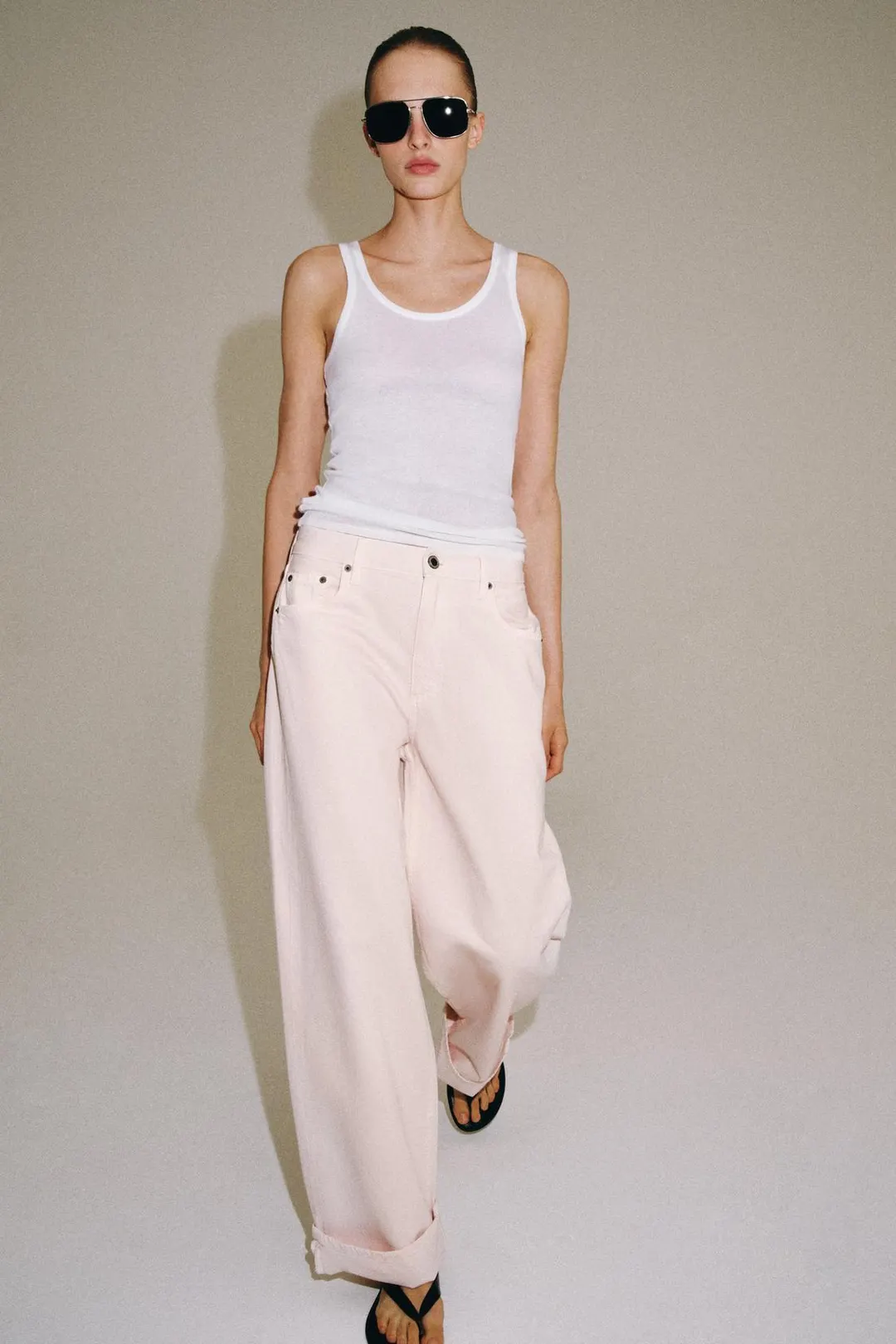 Мешковатые джинсы ZW Collection со средней посадкой, Zara