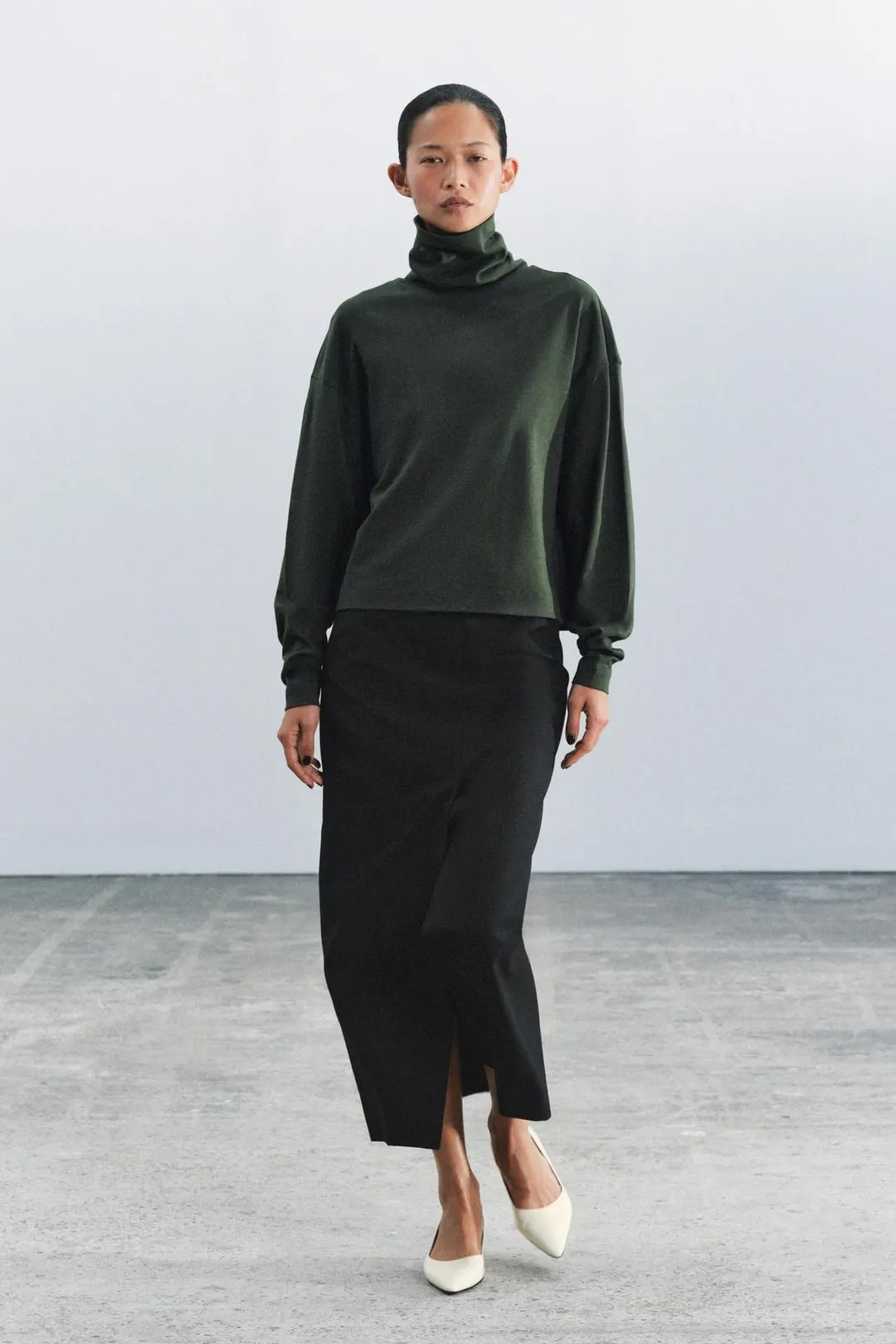Топ из интерлока с высоким воротником, Zara
