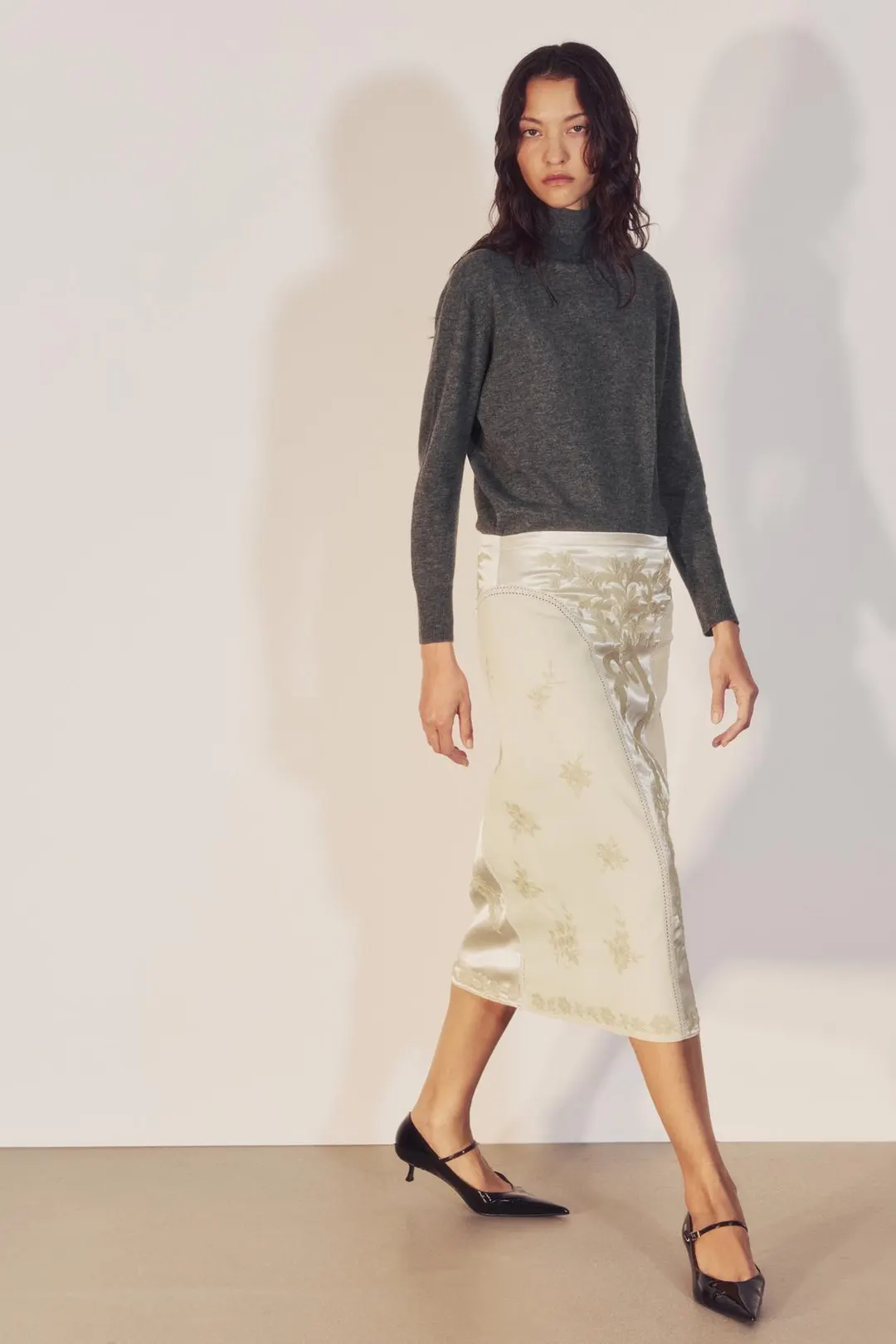 Юбка миди ZW Collection с вышивкой, Zara