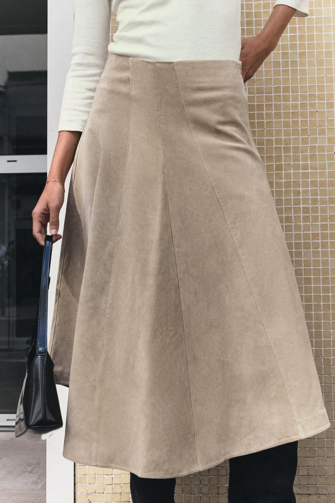Миди-юбка из 100% кожи, Zara