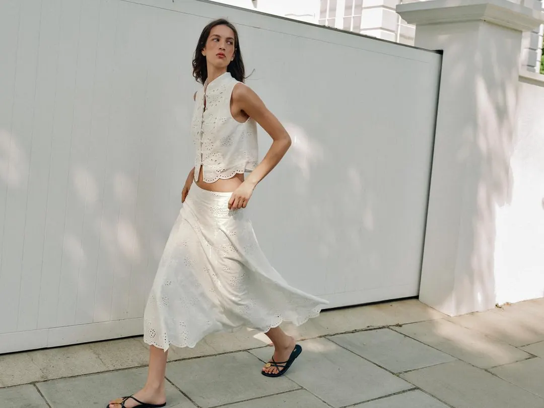 Юбка миди с ажурной вышивкой, Zara