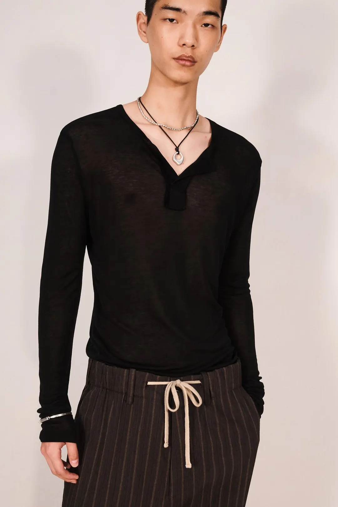 Футболка струящаяся с воротом хенли, Zara